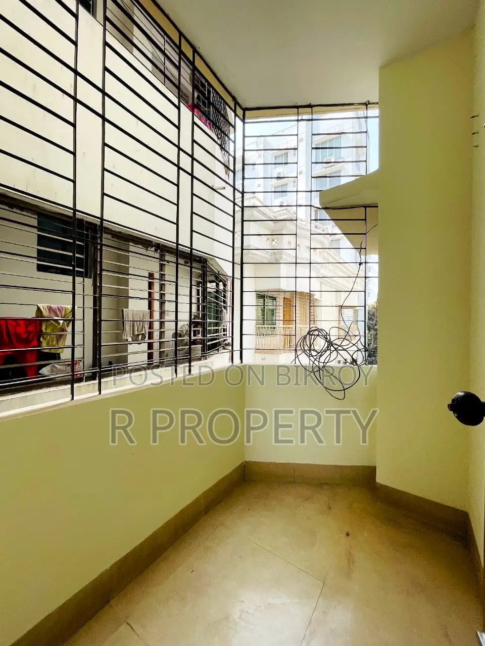 3bdrm Apartment for sale