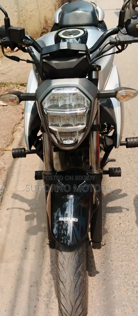 Suzuki Gixxer Fi ABS 2020 Silver