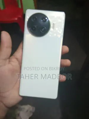 Tecno Spark 20 Pro Plus 256 GB White
