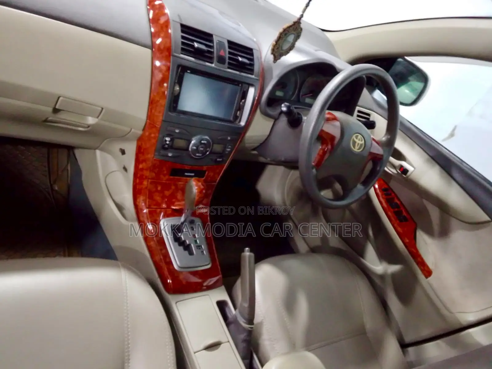 Toyota Axio 2010 Silver