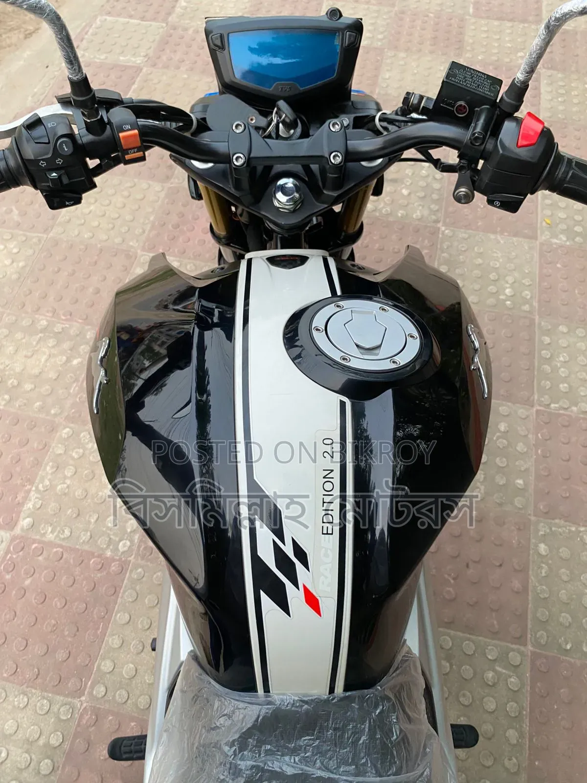 New TVS Apache 160 4V 2023 Black