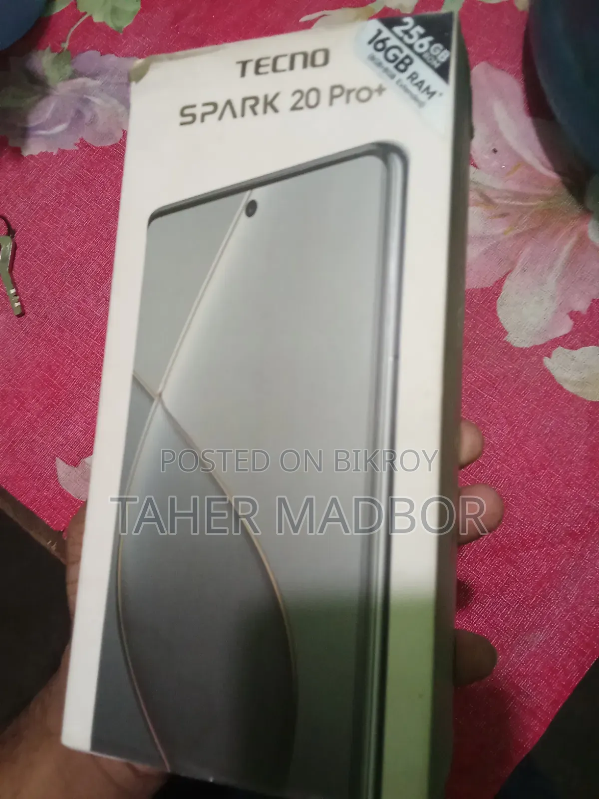 Tecno Spark 20 Pro Plus 256 GB White