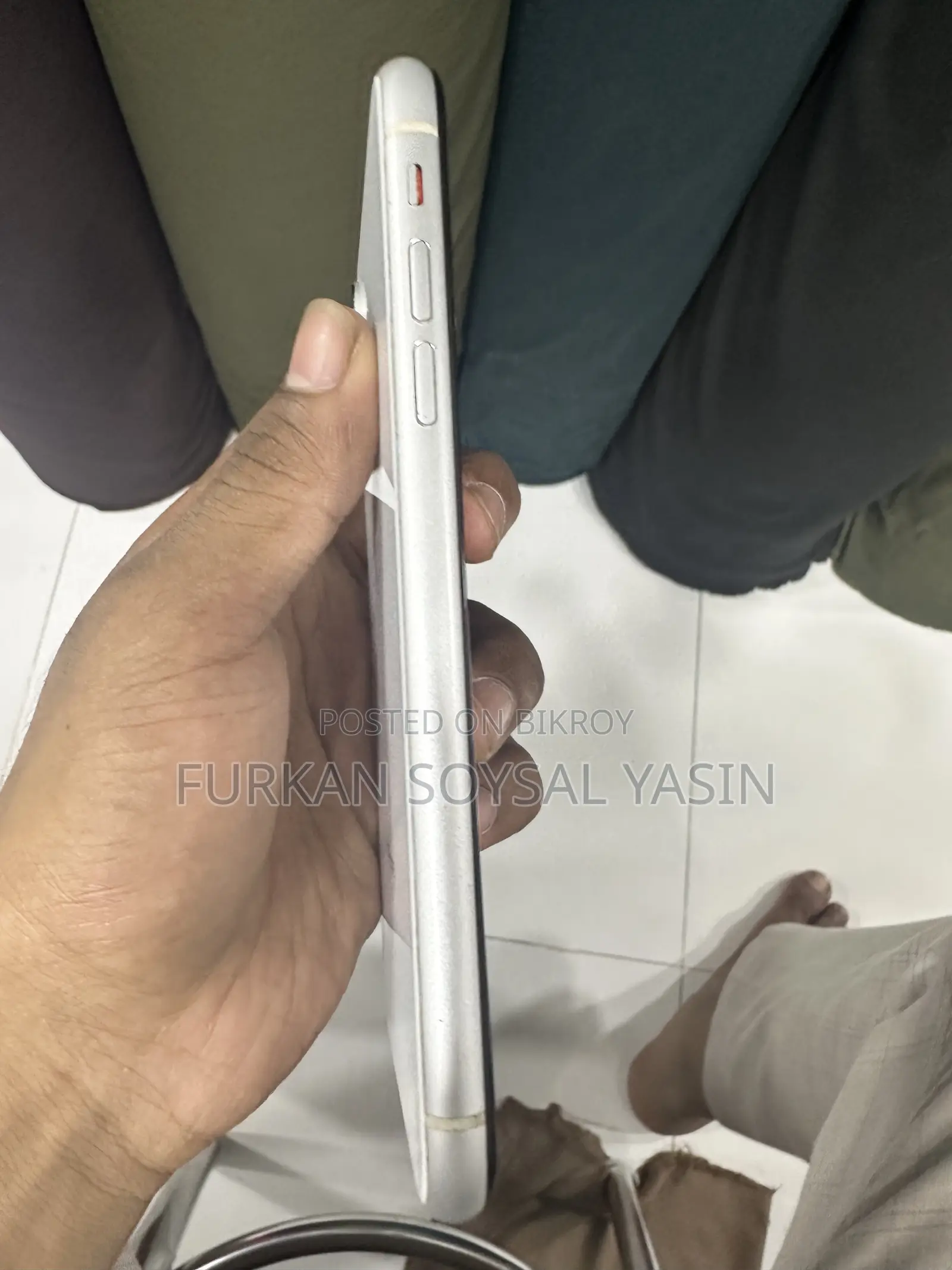 Apple iPhone XR 128 GB White