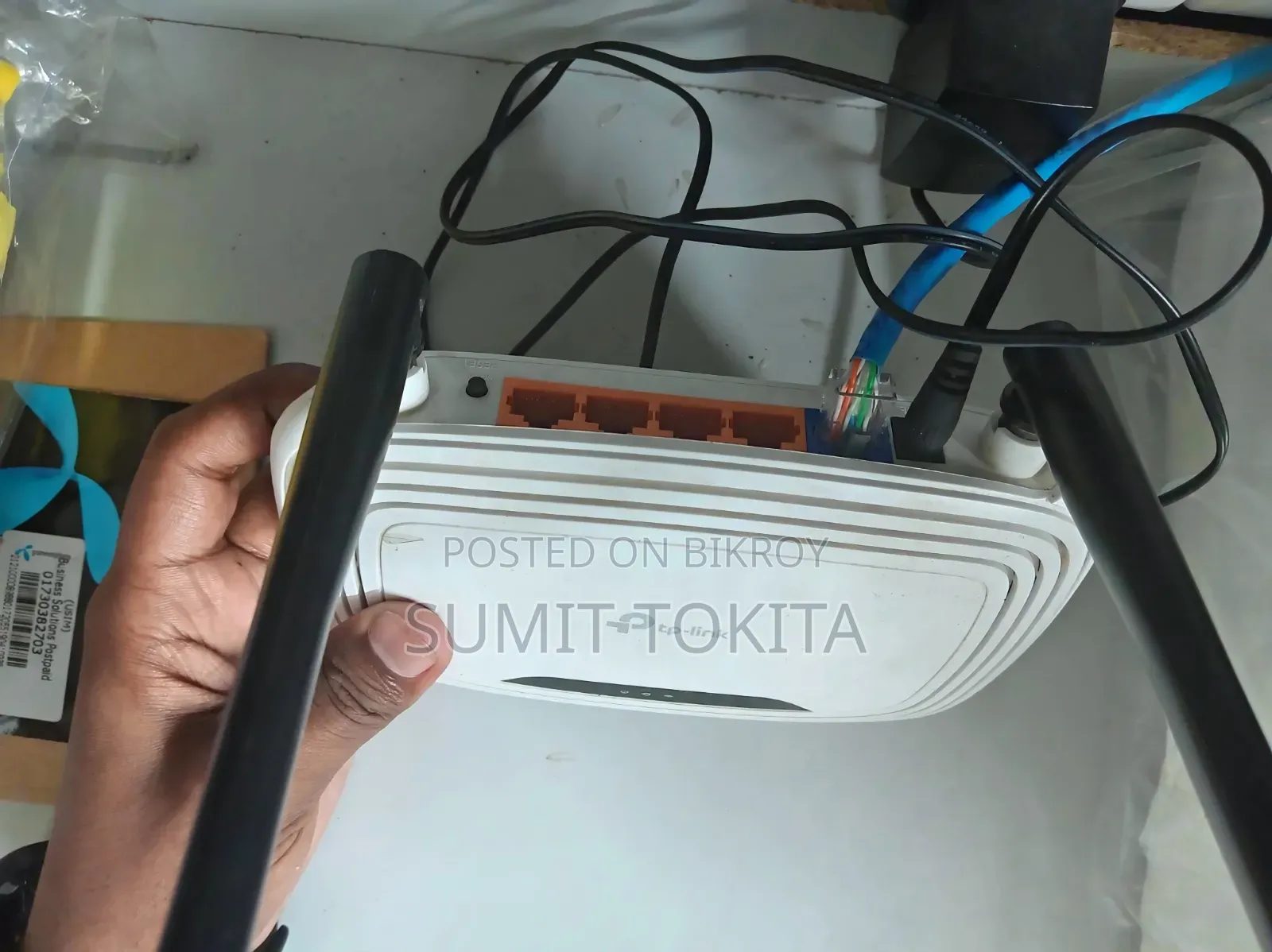 Selling a fresh TP-Link router.