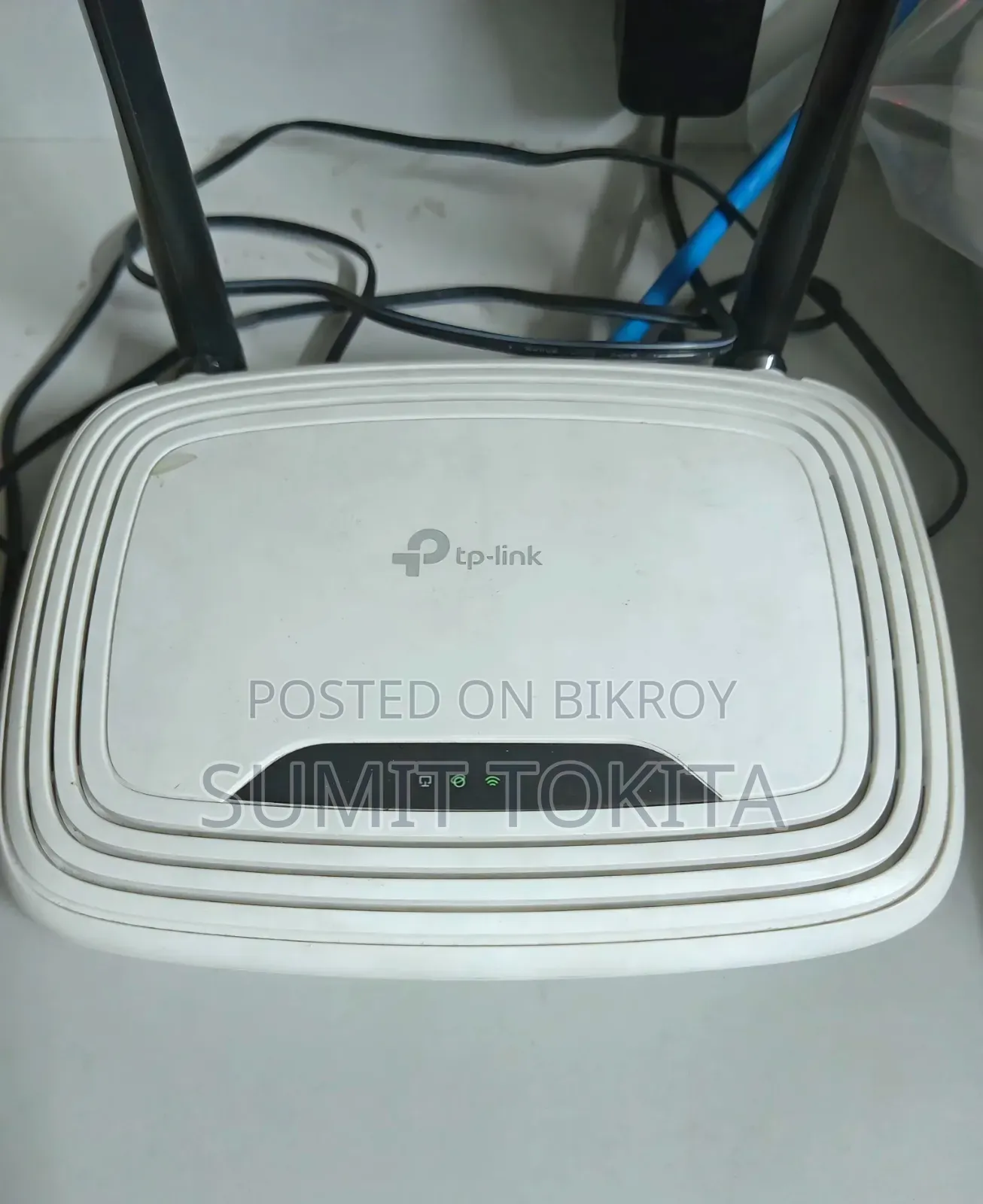 Selling a fresh TP-Link router.