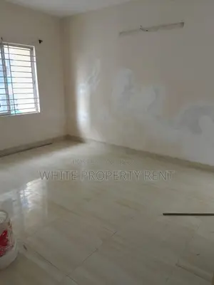 3bdrm Apartment in White Property for sale