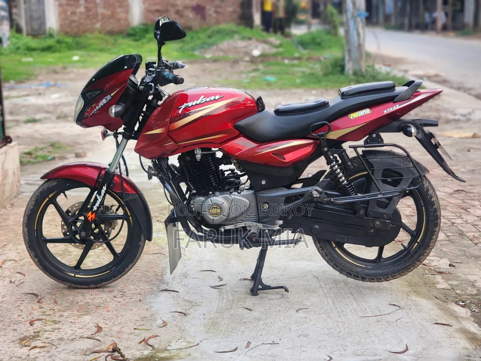 Bajaj Pulsar 150 2017 Red