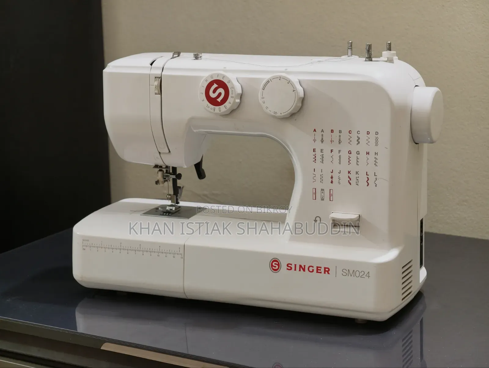 Singer Sewing Machine SM024