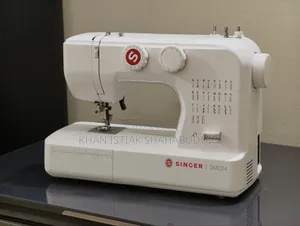 Singer Sewing Machine SM024