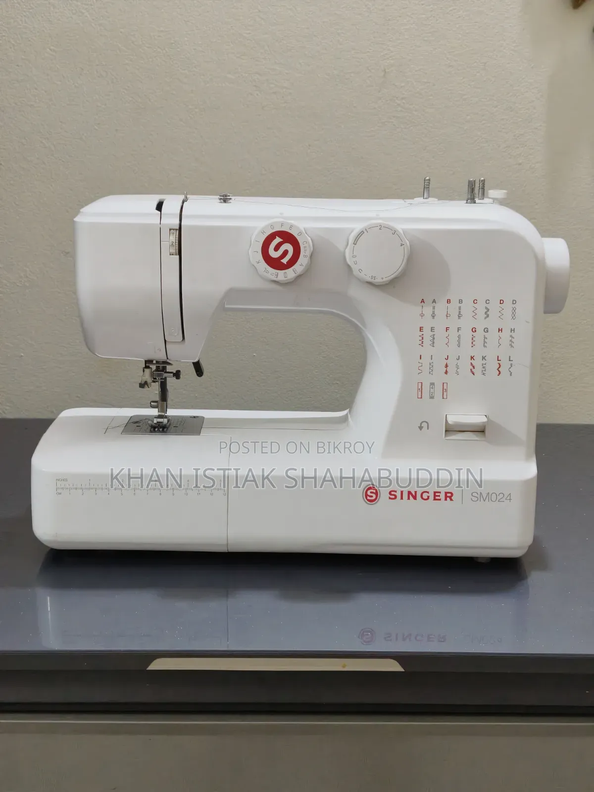 Singer Sewing Machine SM024