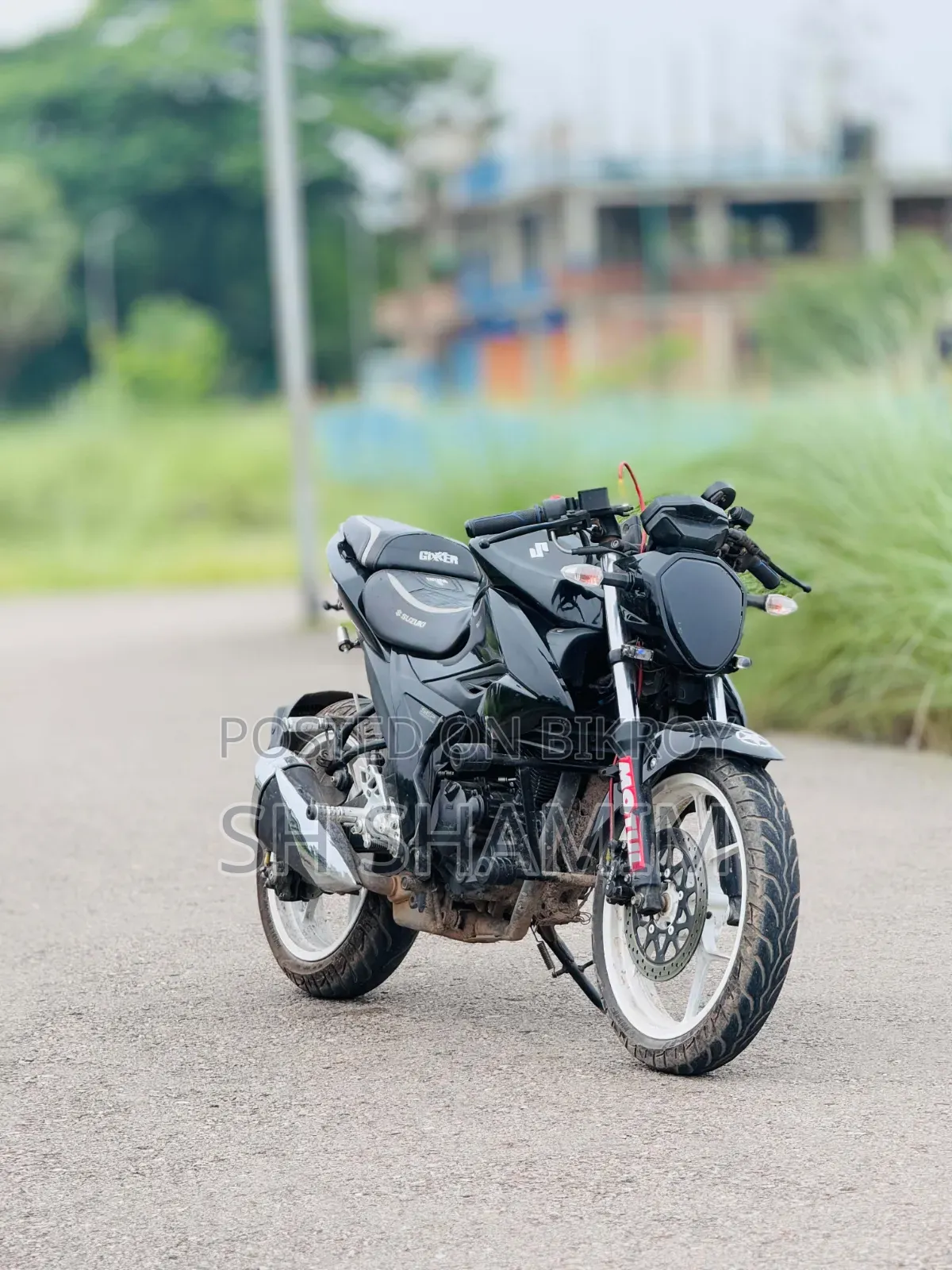 Suzuki 2025 Black