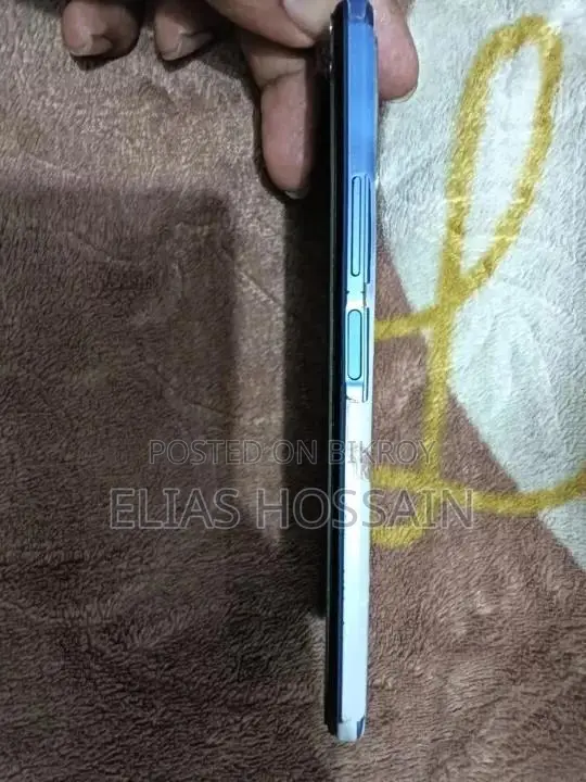 Vivo Y21 64 GB Blue