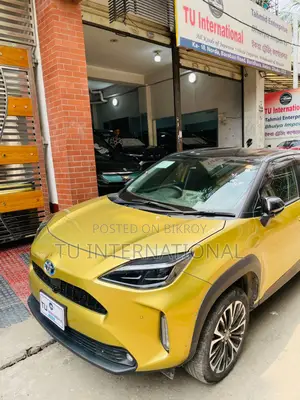 Toyota Yaris Cross 2021 Gold