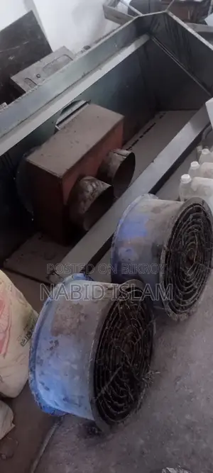 রেস্টুরেন্টে কিচেন হুট