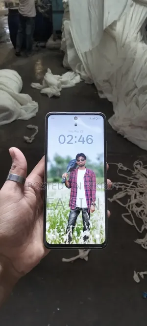 Realme C75 256 GB Yellow