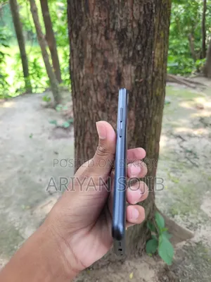 Realme 4 GB Black