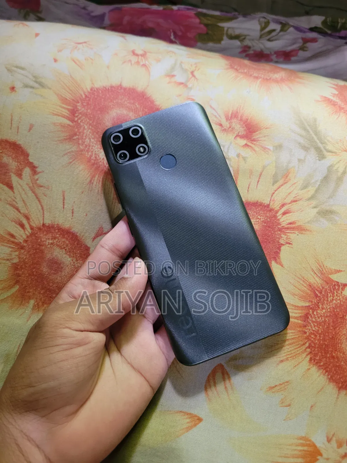 Realme 4 GB Black
