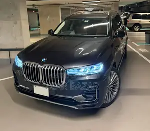 বিএমডব্লিউ এক্স৭ এক্সড্রাইভ৪০আই ২০২২ গ্রে