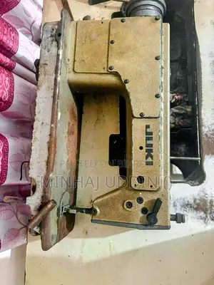জুকি সেলাই মেশিন