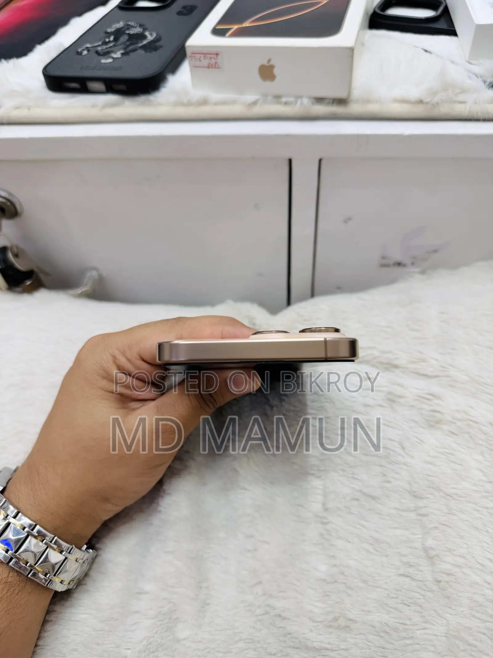 অ্যাপল আইফোন ১৬ প্রো ম্যাক্স ২৫৬ জিবি গোল্ড