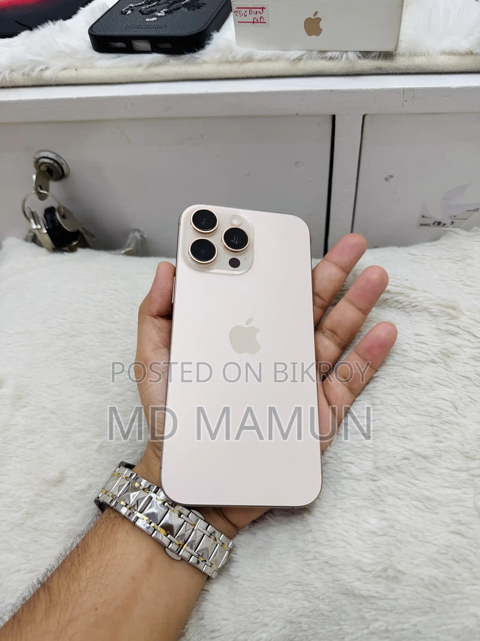 অ্যাপল আইফোন ১৬ প্রো ম্যাক্স ২৫৬ জিবি গোল্ড