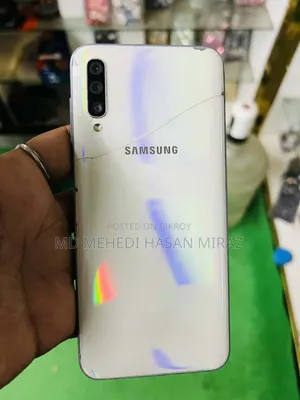 Samsung Galaxy A50 128 GB White