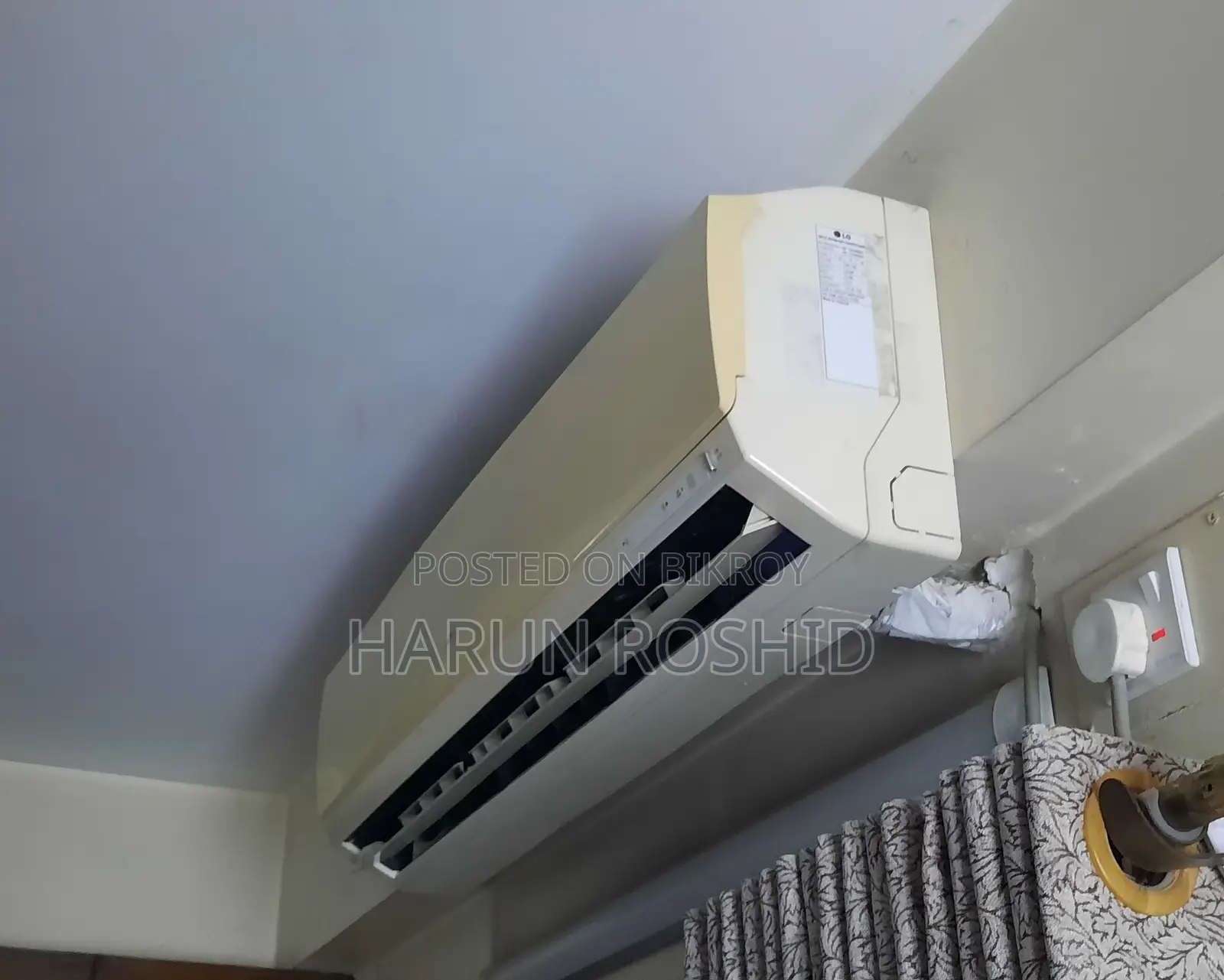 Almost New Fresh Lg 2 Ton Ac