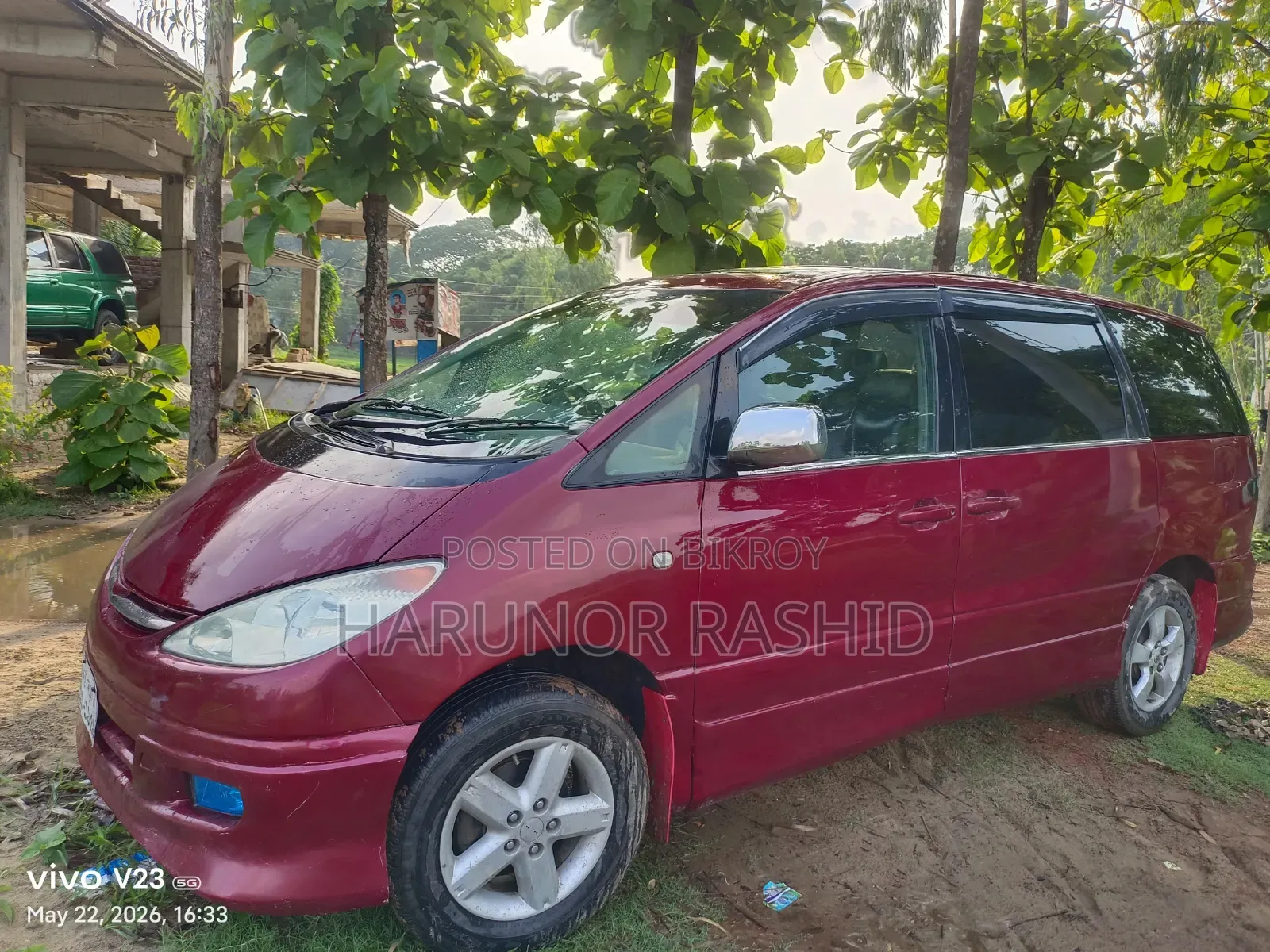 Toyota Estima 2001 Red