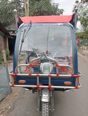 Toyota Noah 2025 ব্লু