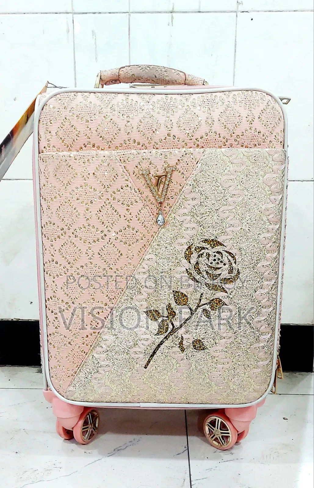 Fancy Trolley 20"