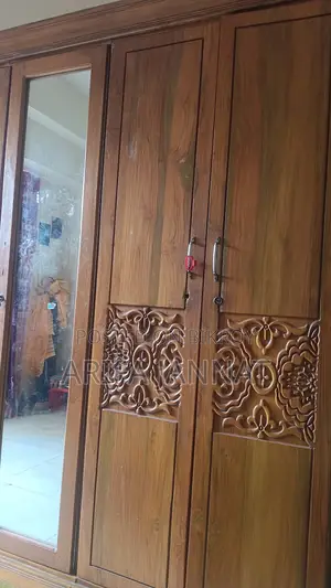 ৫ ডোর আলমারি