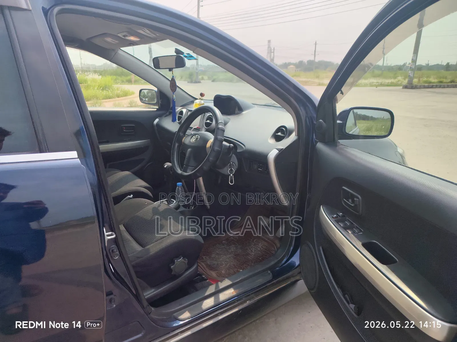 Toyota IST 2004 Blue