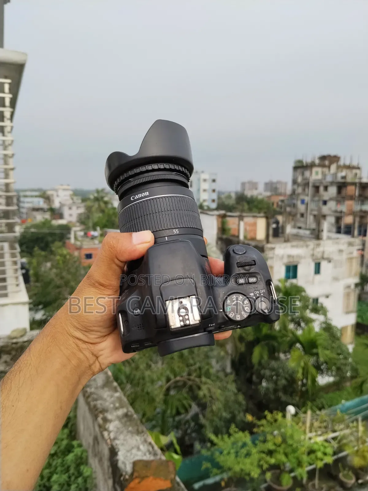 200D + 15-55mm Lens