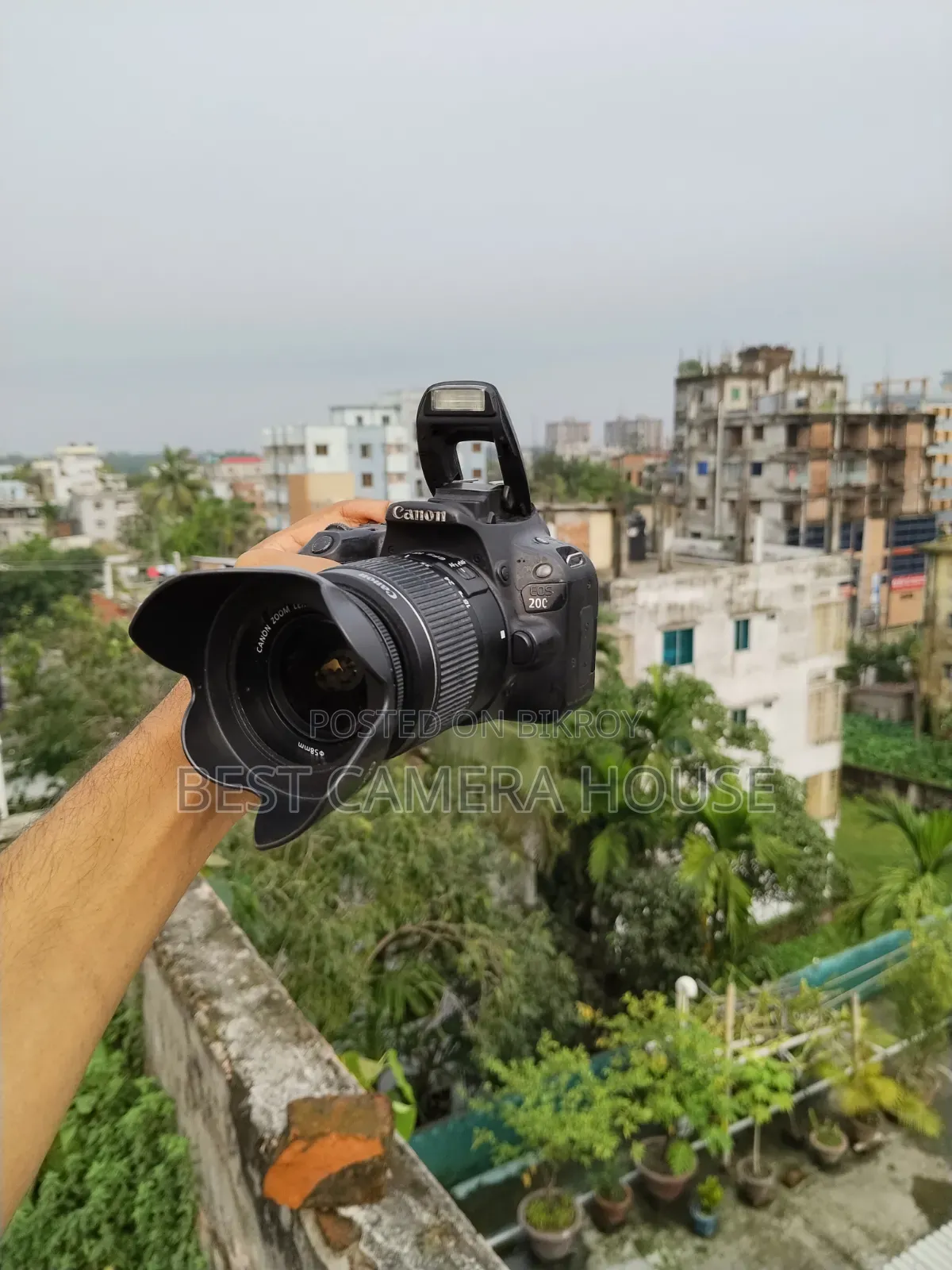 200D + 15-55mm Lens