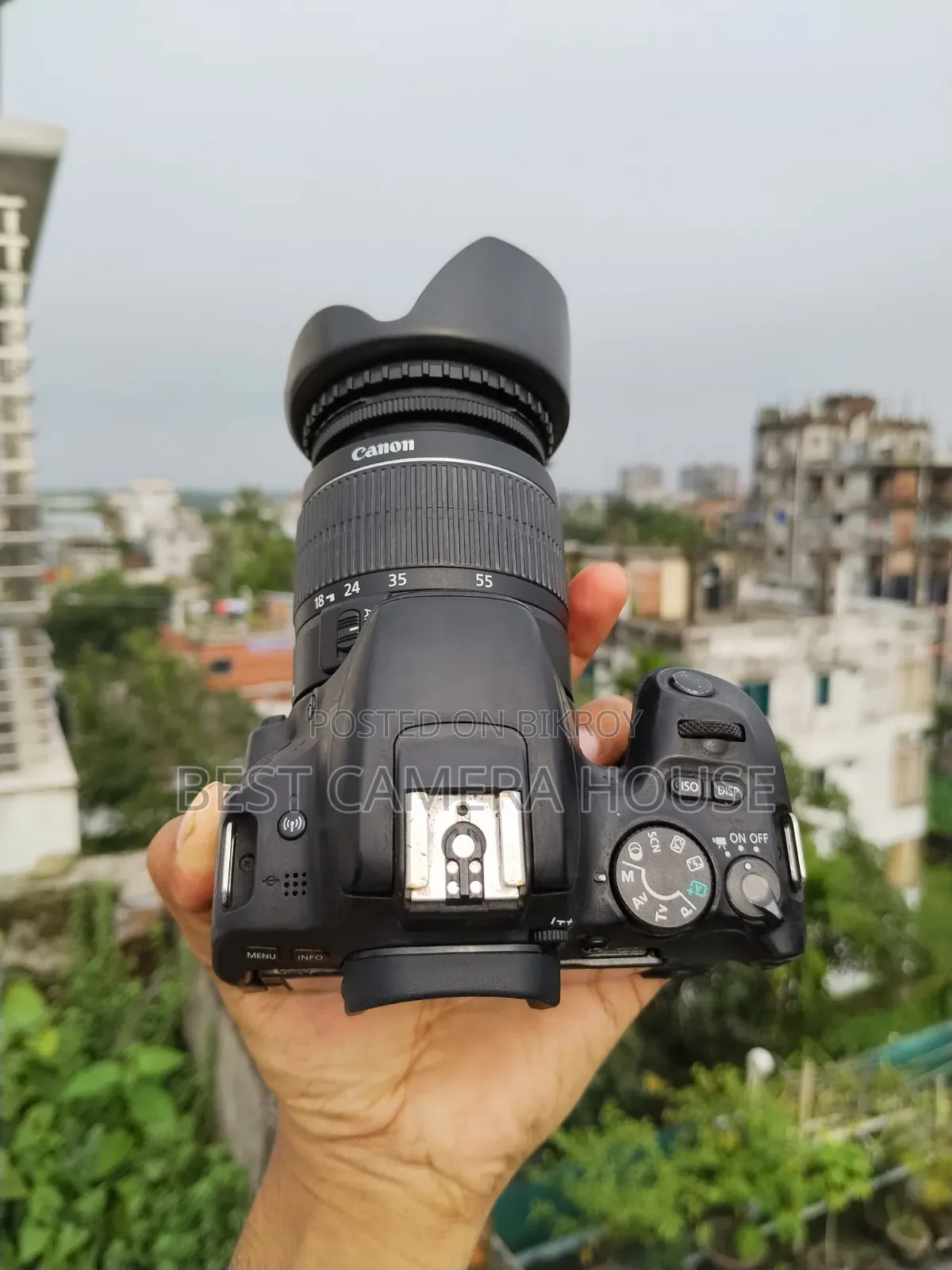 200D + 15-55mm Lens