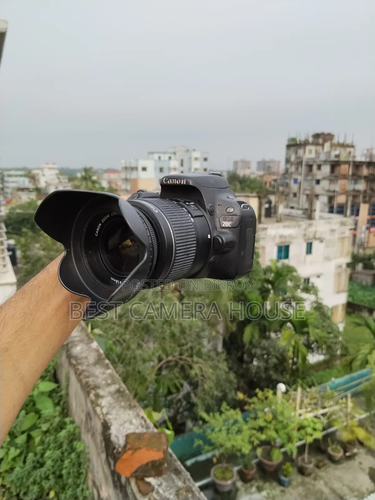200D + 15-55mm Lens