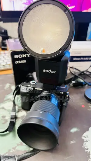 Godox V100 on-Camera Flash (Sony)