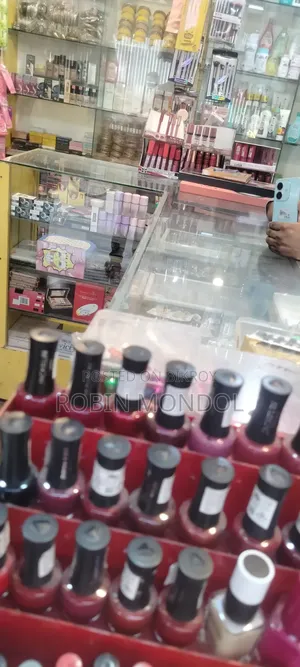 Selling Shop Decoration