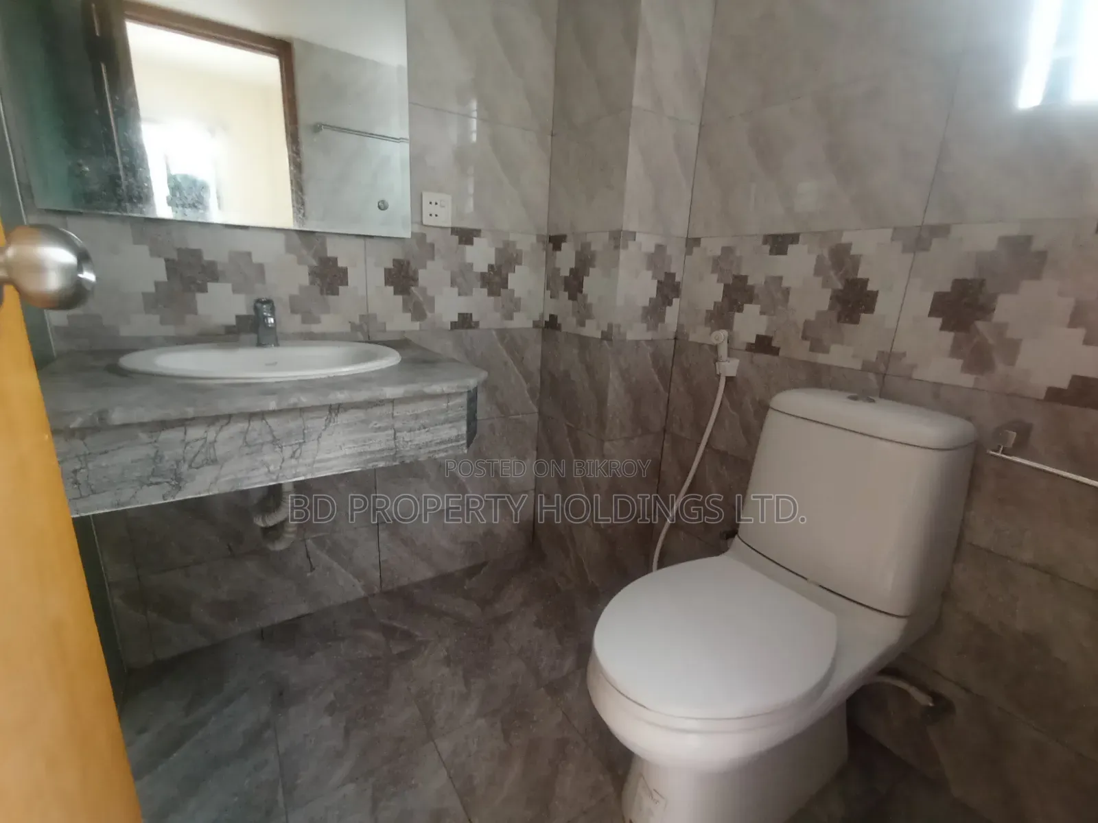 Furnished 3bdrm Apartment in Uttara for Rent