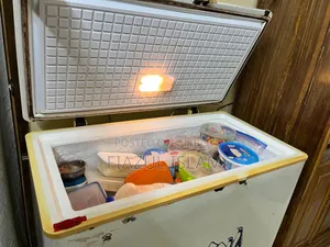 Kelvinator Freezer Mv-Fe-200 | 150 লিটার হোয়াইট