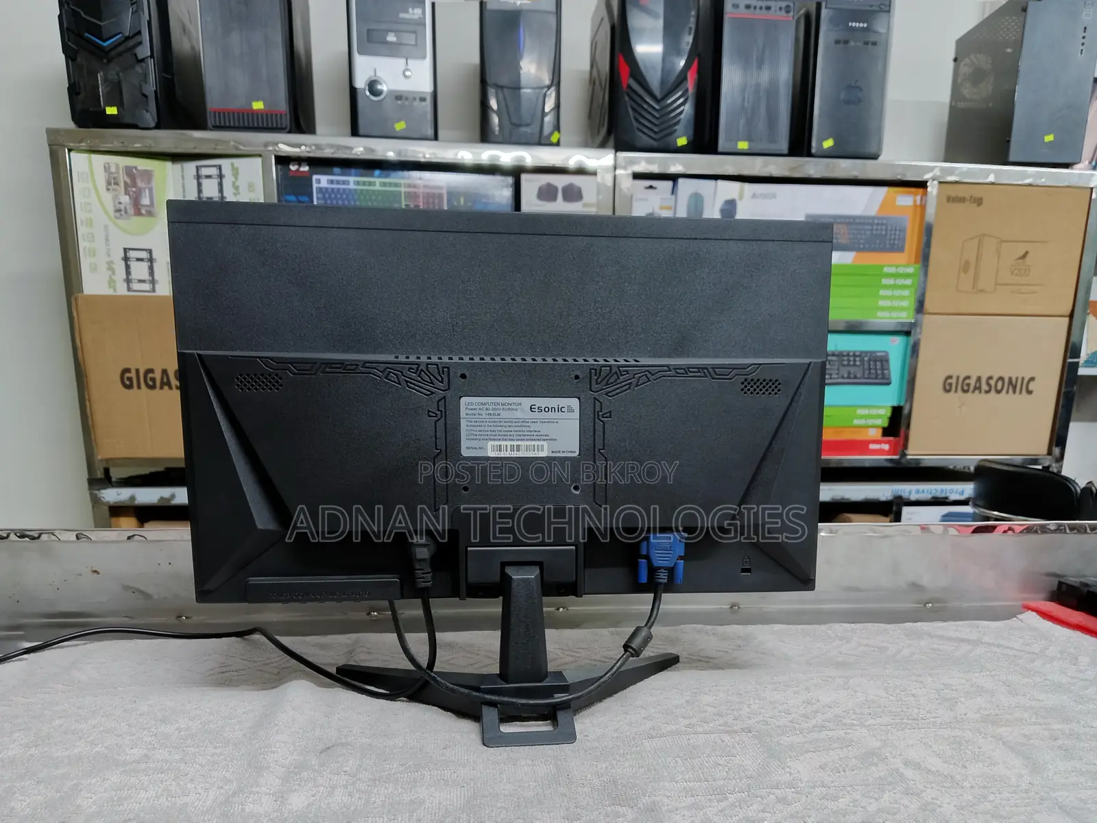 Esonic 19" Hd Wide Screen Led Monitor HDMI + VGA Supported