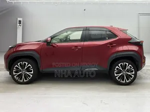 Toyota Yaris Cross 2021 Red