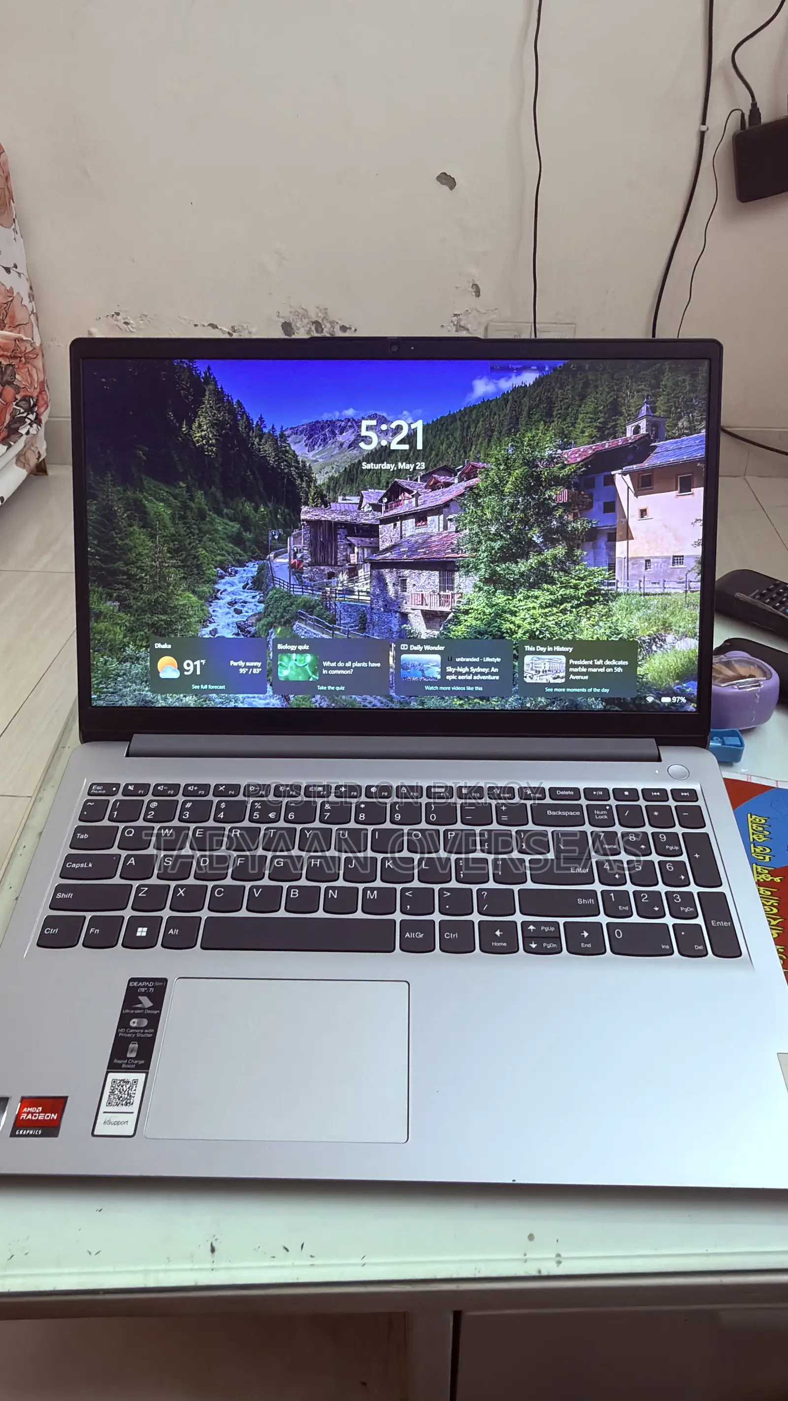 Laptop Lenovo IdeaPad 1 8GB AMD Ryzen 5 HDD+SSD 512GB