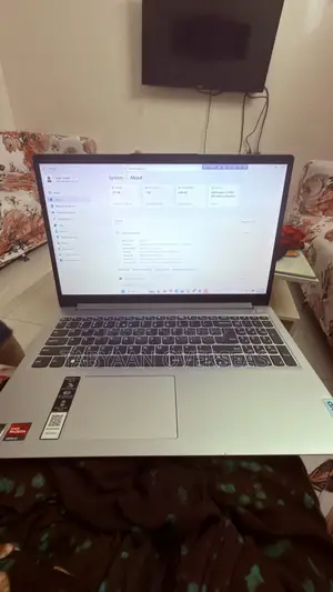 Laptop Lenovo IdeaPad 1 8GB AMD Ryzen 5 HDD+SSD 512GB