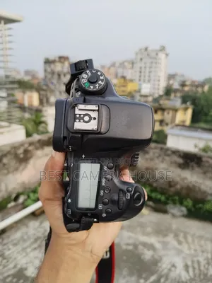 ক্যানন ৭০ডি বডি ফ্রেশ কন্ডিশন