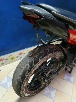 Honda Hornet 2017 Red