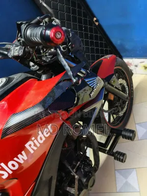 Honda Hornet 2017 Red