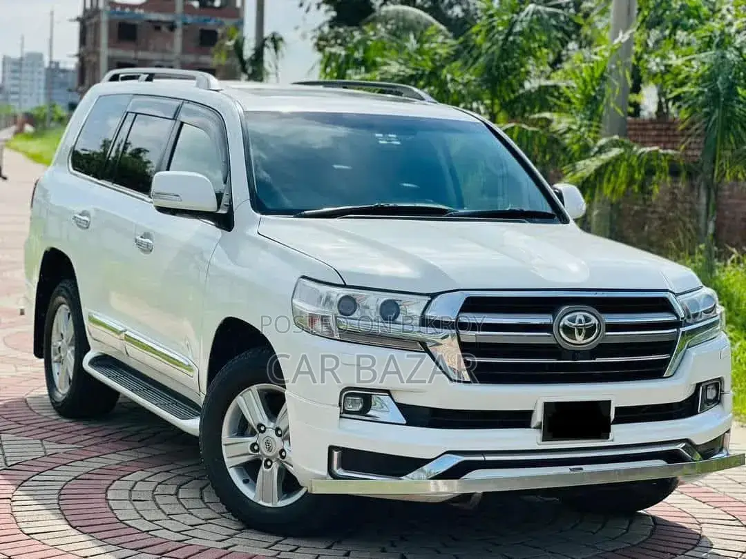Toyota Land Cruiser 4.5 V8 GXR 2013 White