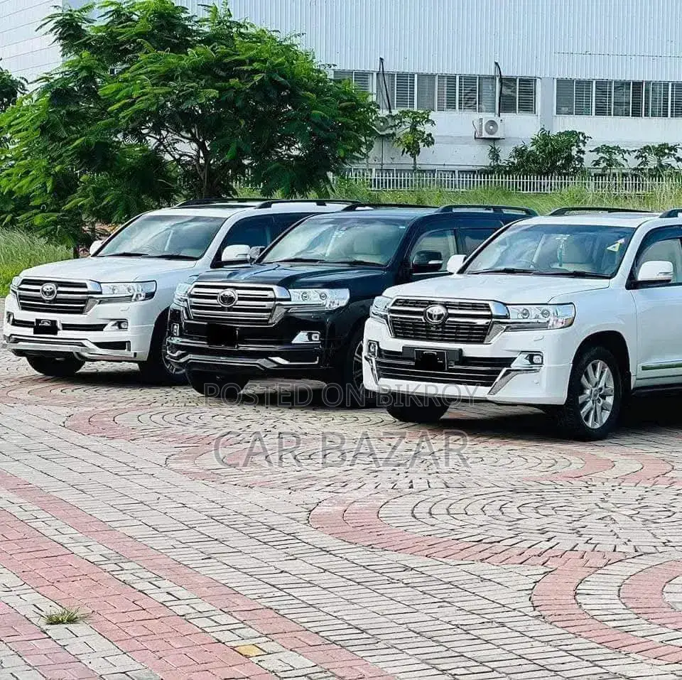 Toyota Land Cruiser 4.5 V8 GXR 2013 White