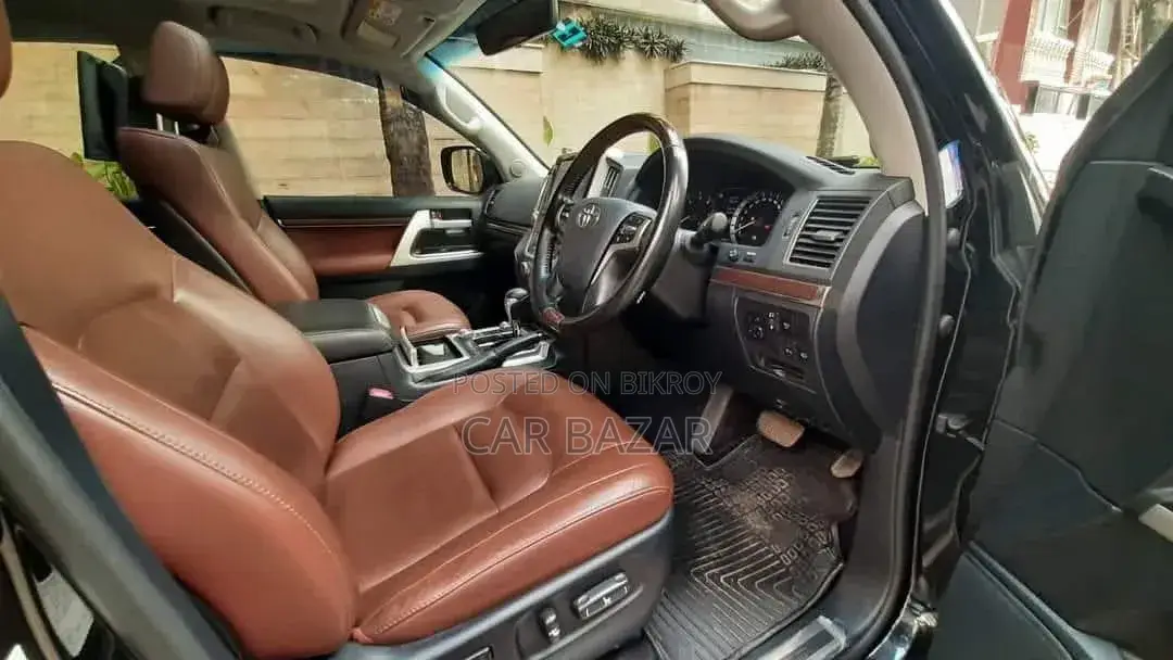 Toyota Land Cruiser 4.5 V8 VXR 2018 Black